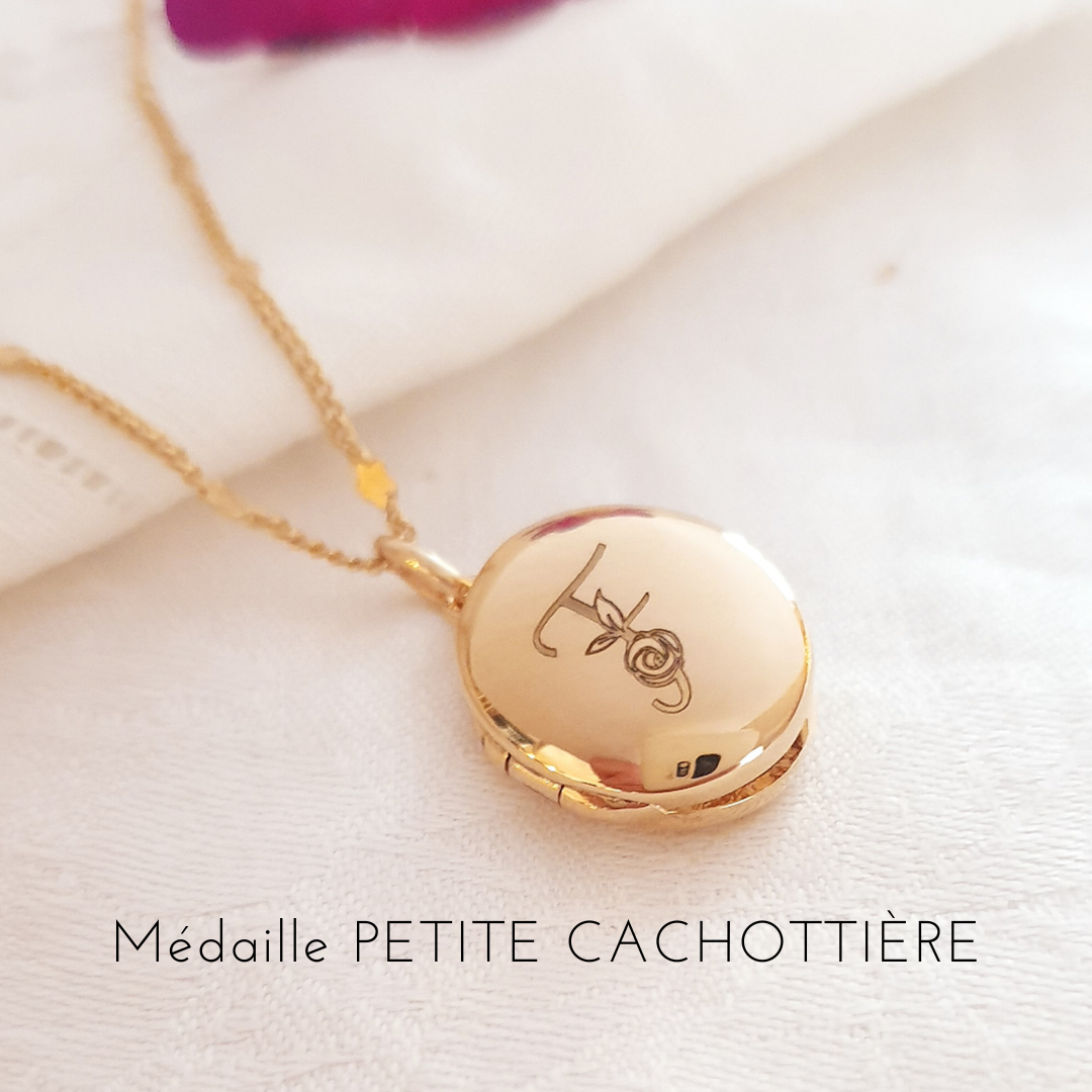 pendentif-personnalise-avec-lettre-initiale