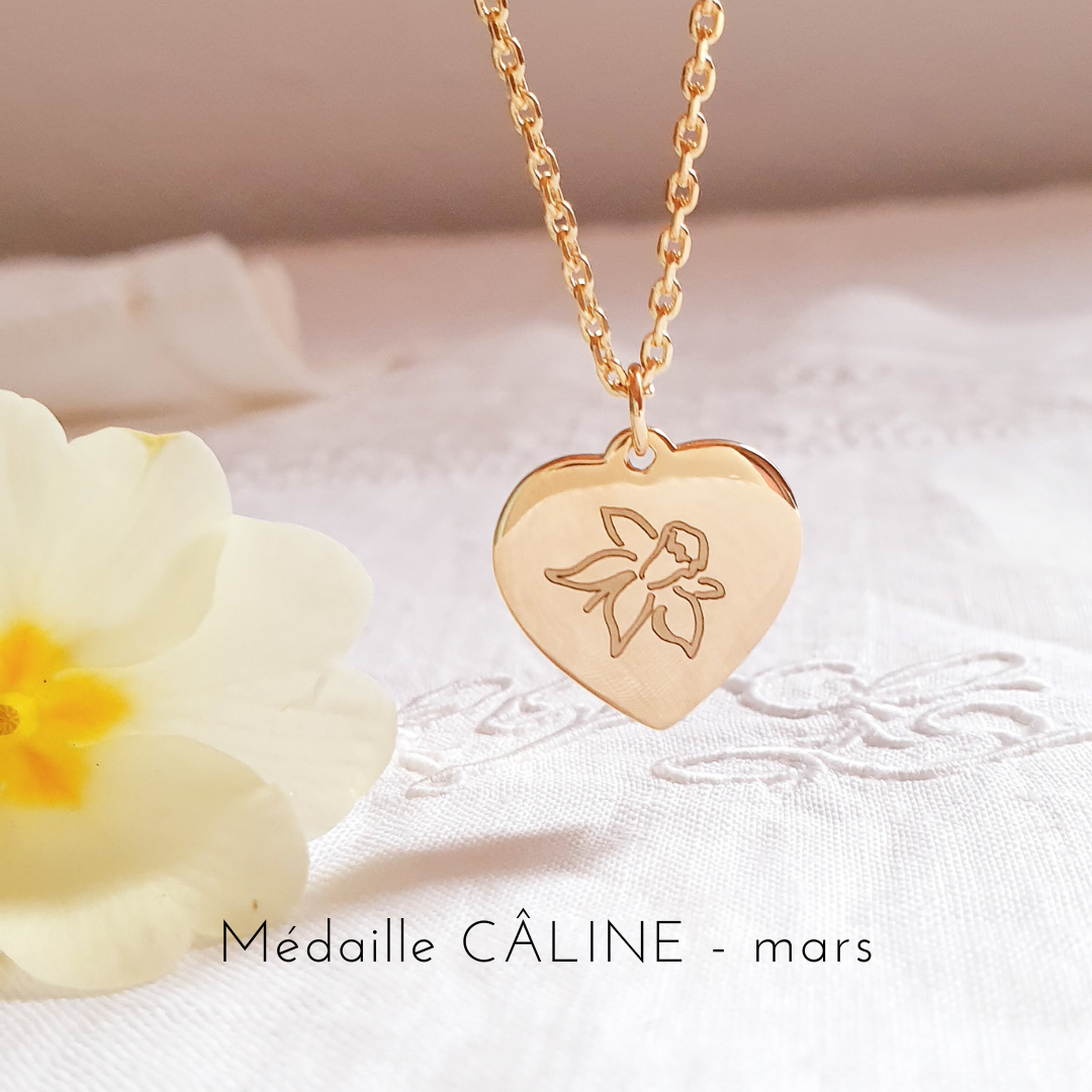 collier-fleur-de-naissance-jonquille-mars