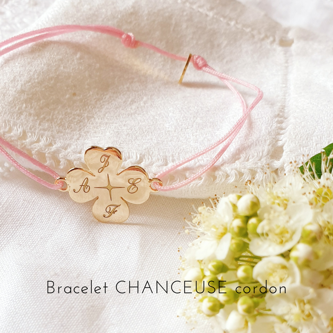 bracelet-trefle-avec-initiales-cadeau-maman