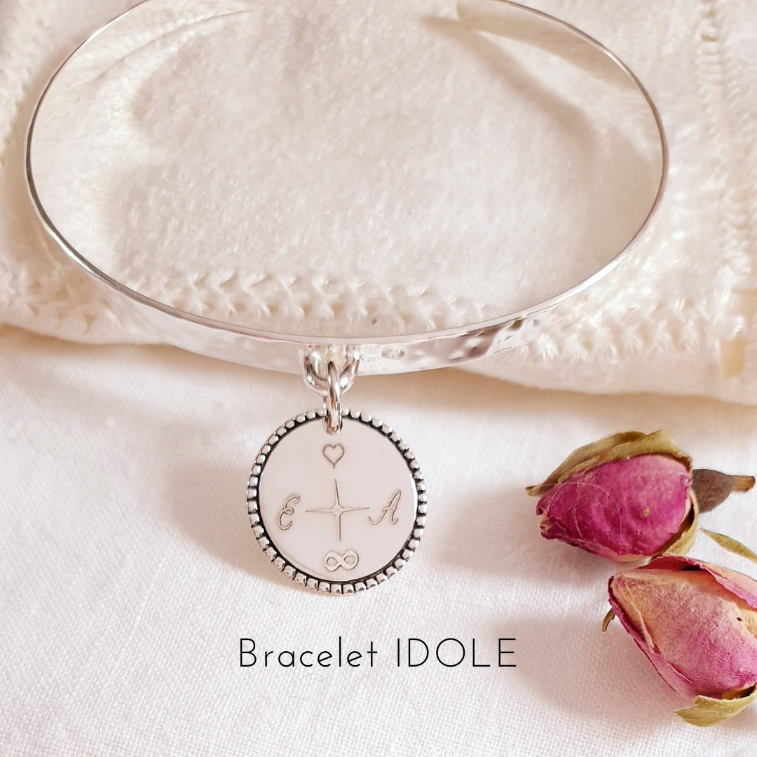 bracelet-jonc-grave-rose-des-vents-initiales