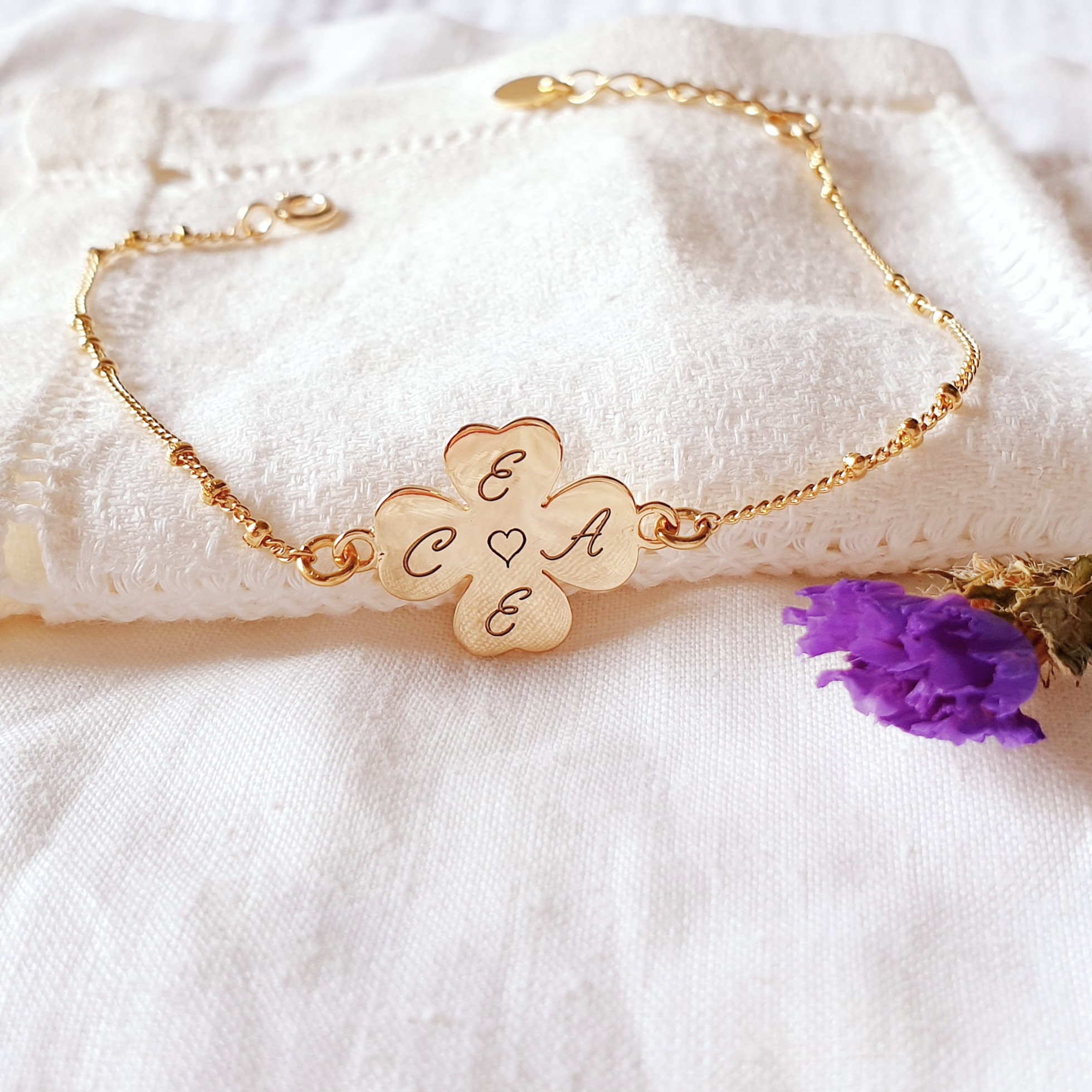 bracelet trefle personnalise femme chance initiale