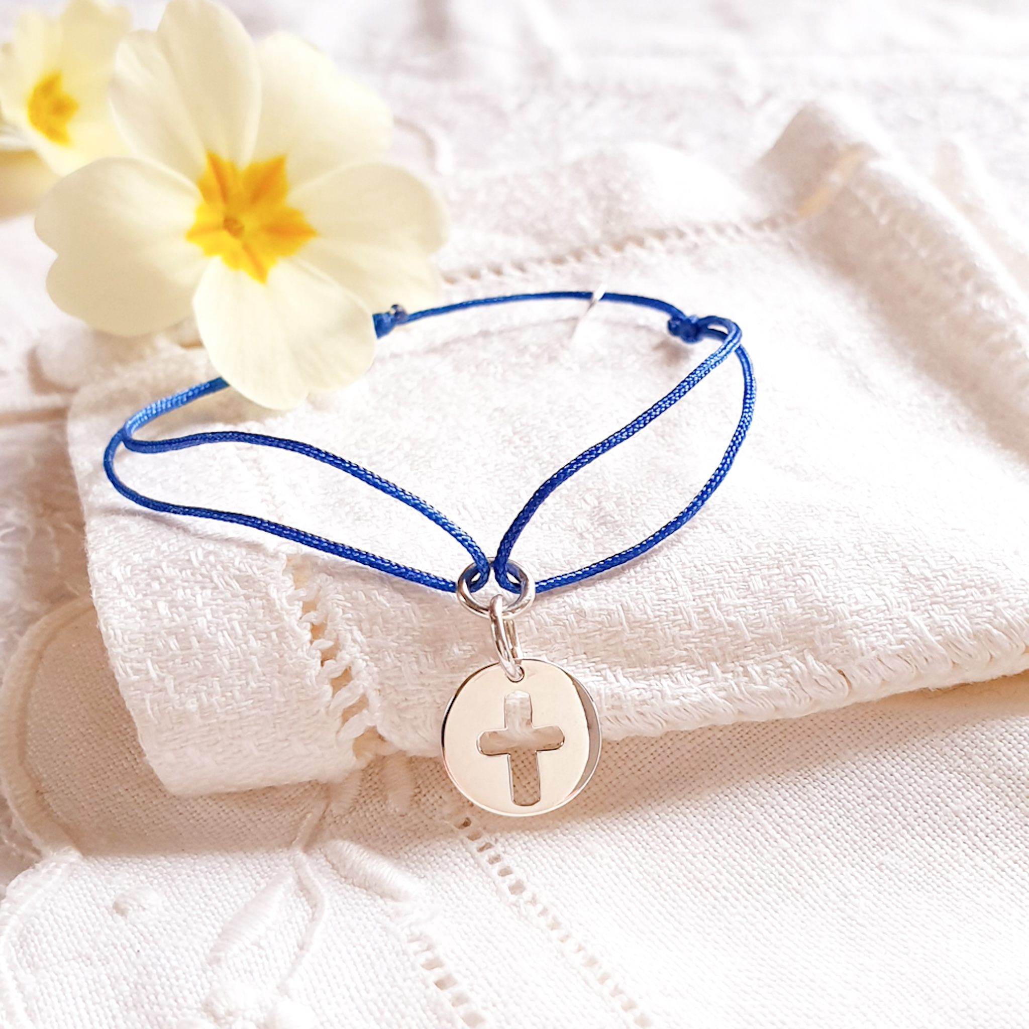 bracelet croix cordon argent garcon cadeau religieux