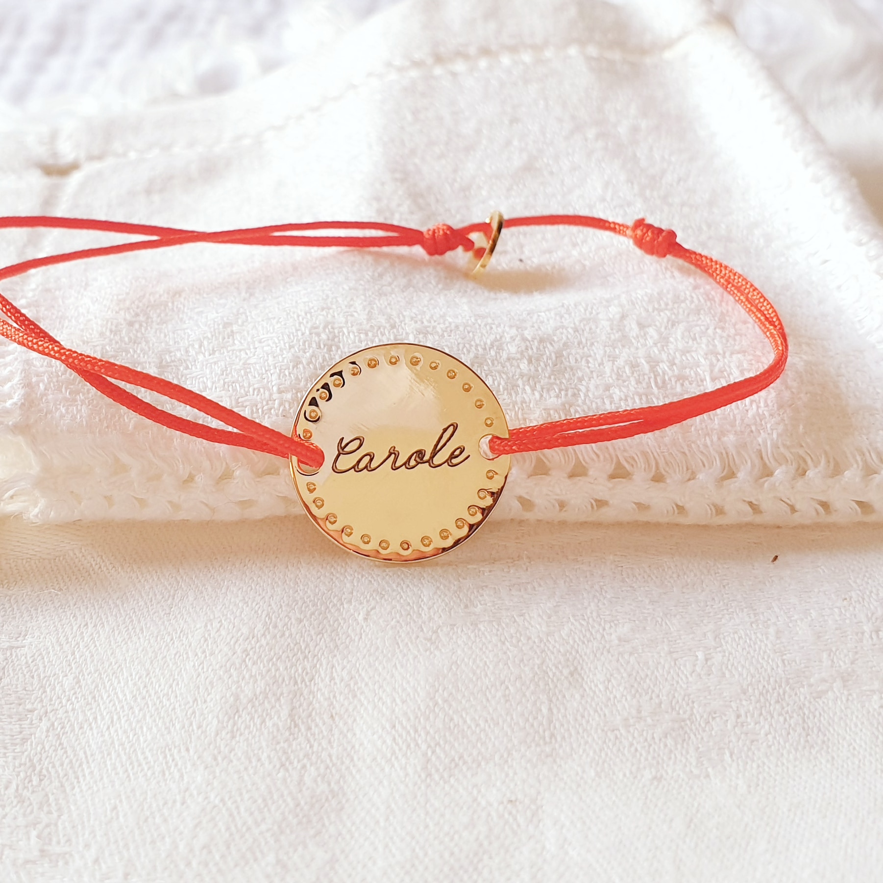 bracelet maitresse delicate prenom