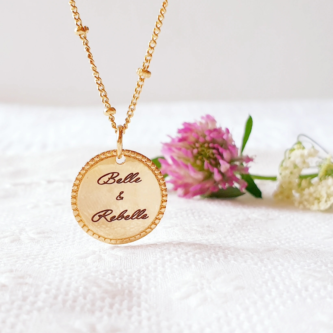 medaille personnalisee fille