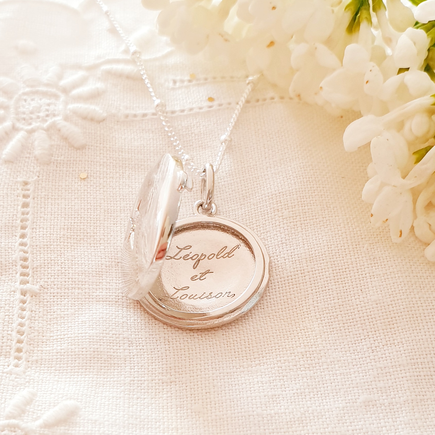 collier prenoms enfant cadeau