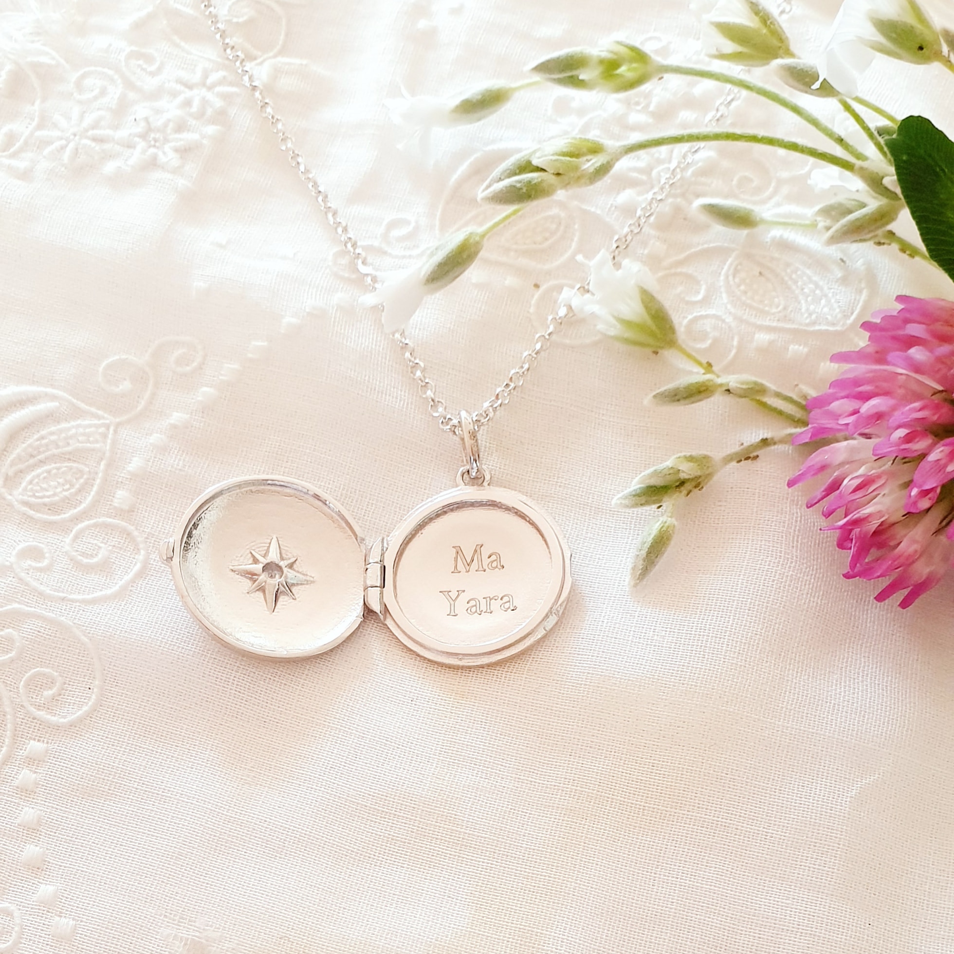 bijou argent personnalise medaillon