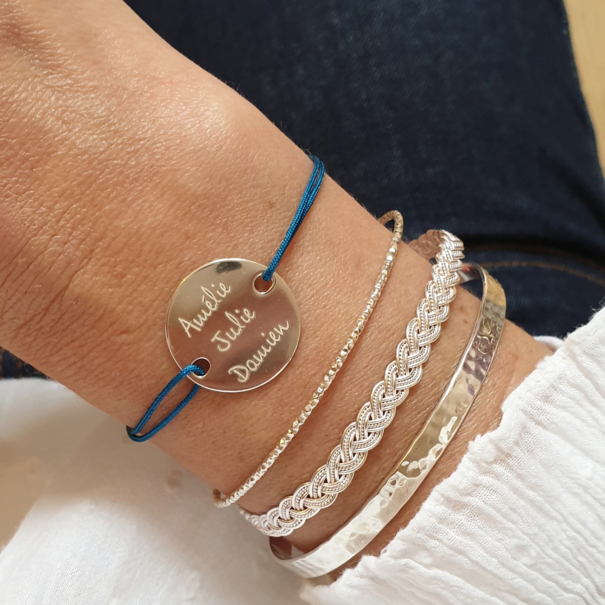 bracelet cordon grave prenoms