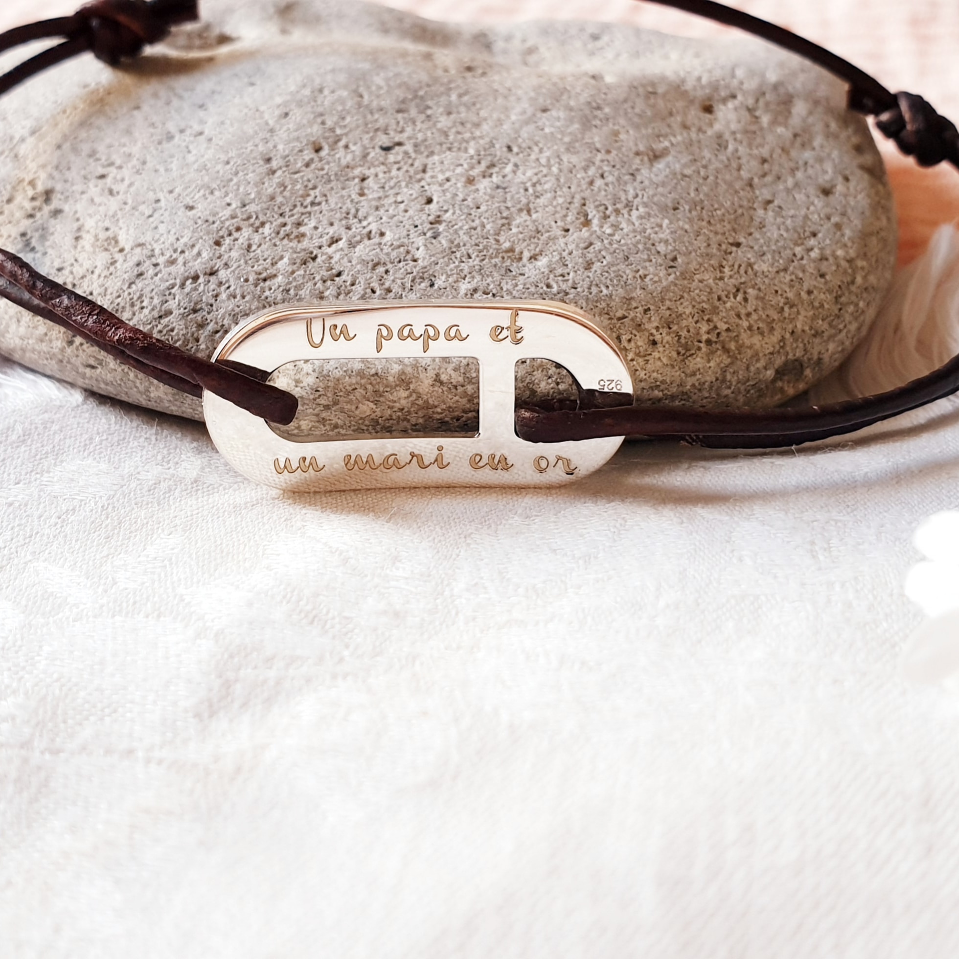 bracelet homme cuir et argent a graver
