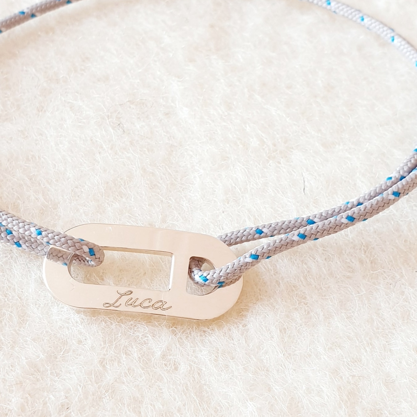 bracelet cordon marin gravure prenom