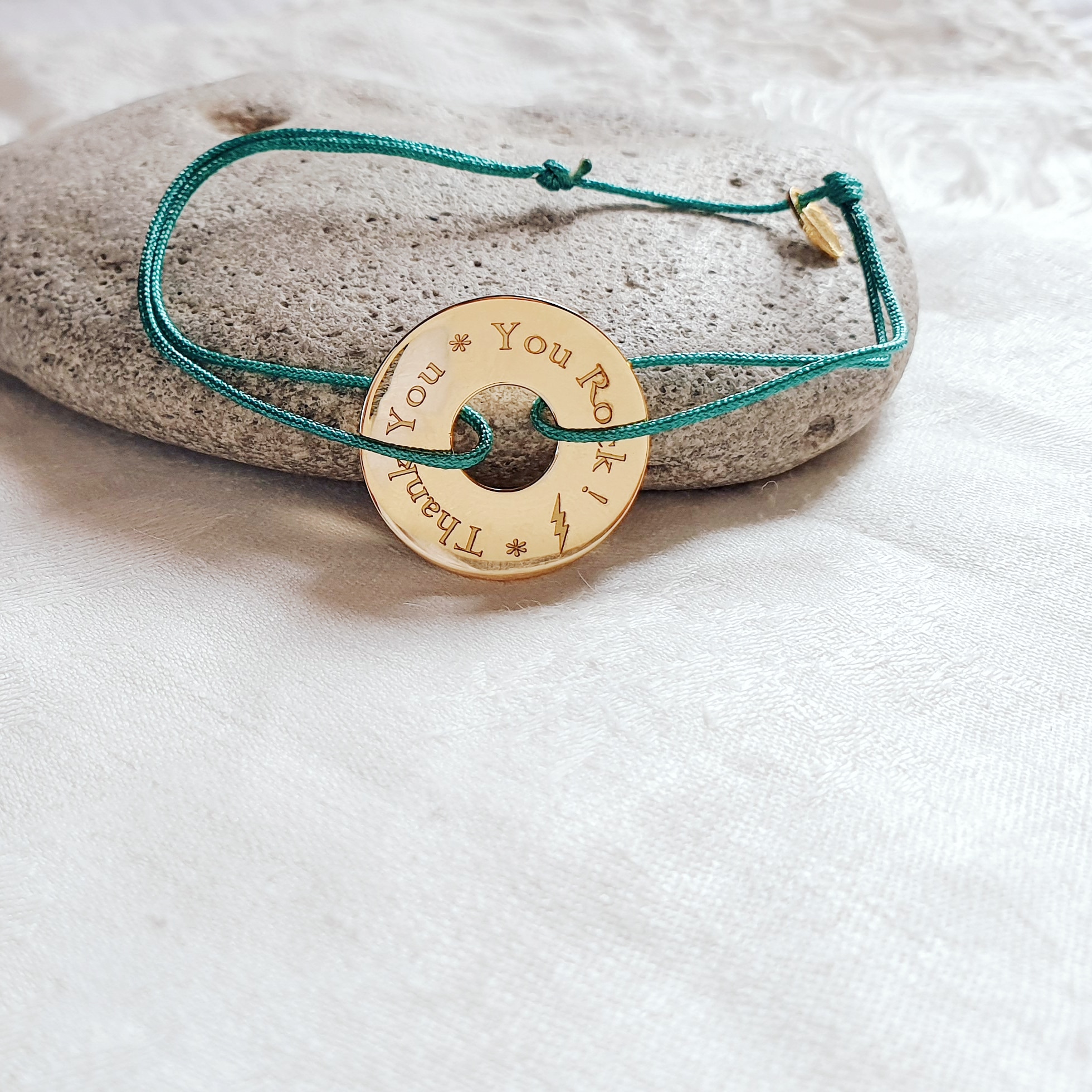 bracelet cible personnalise message merci you rock