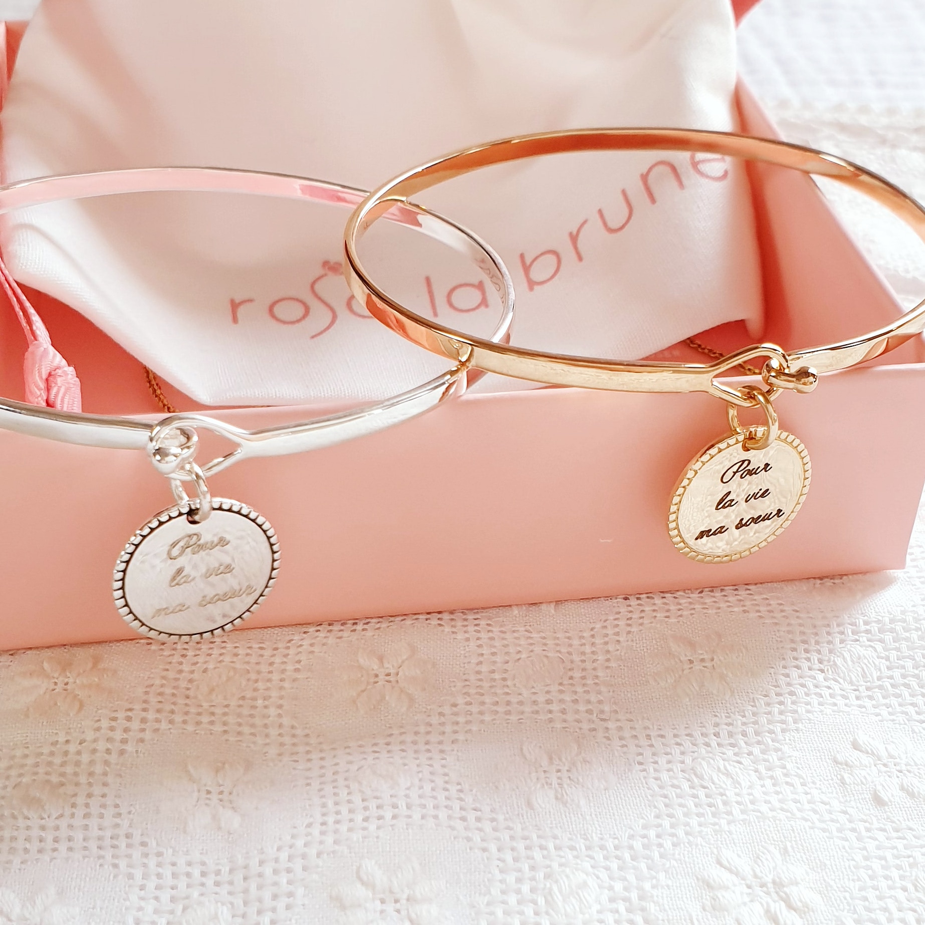 bracelet personnalise jonc message soeur tresor