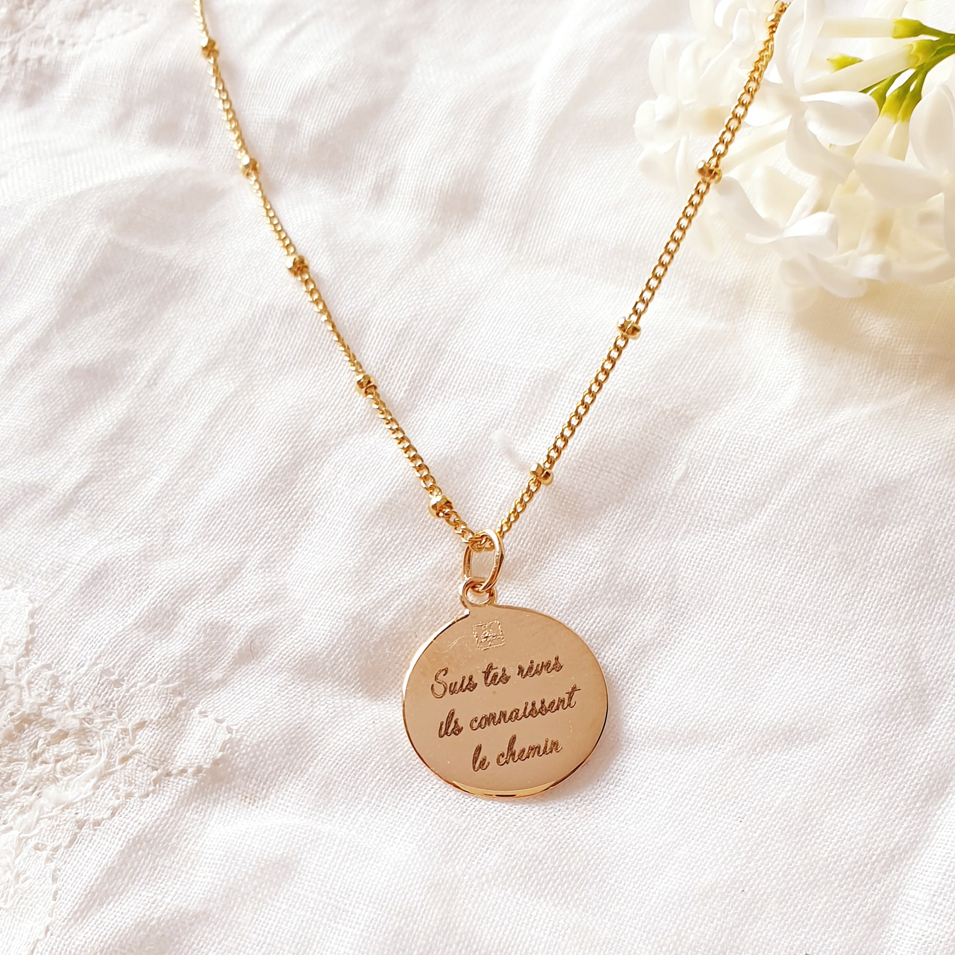 collier message suis tes reves reveuse
