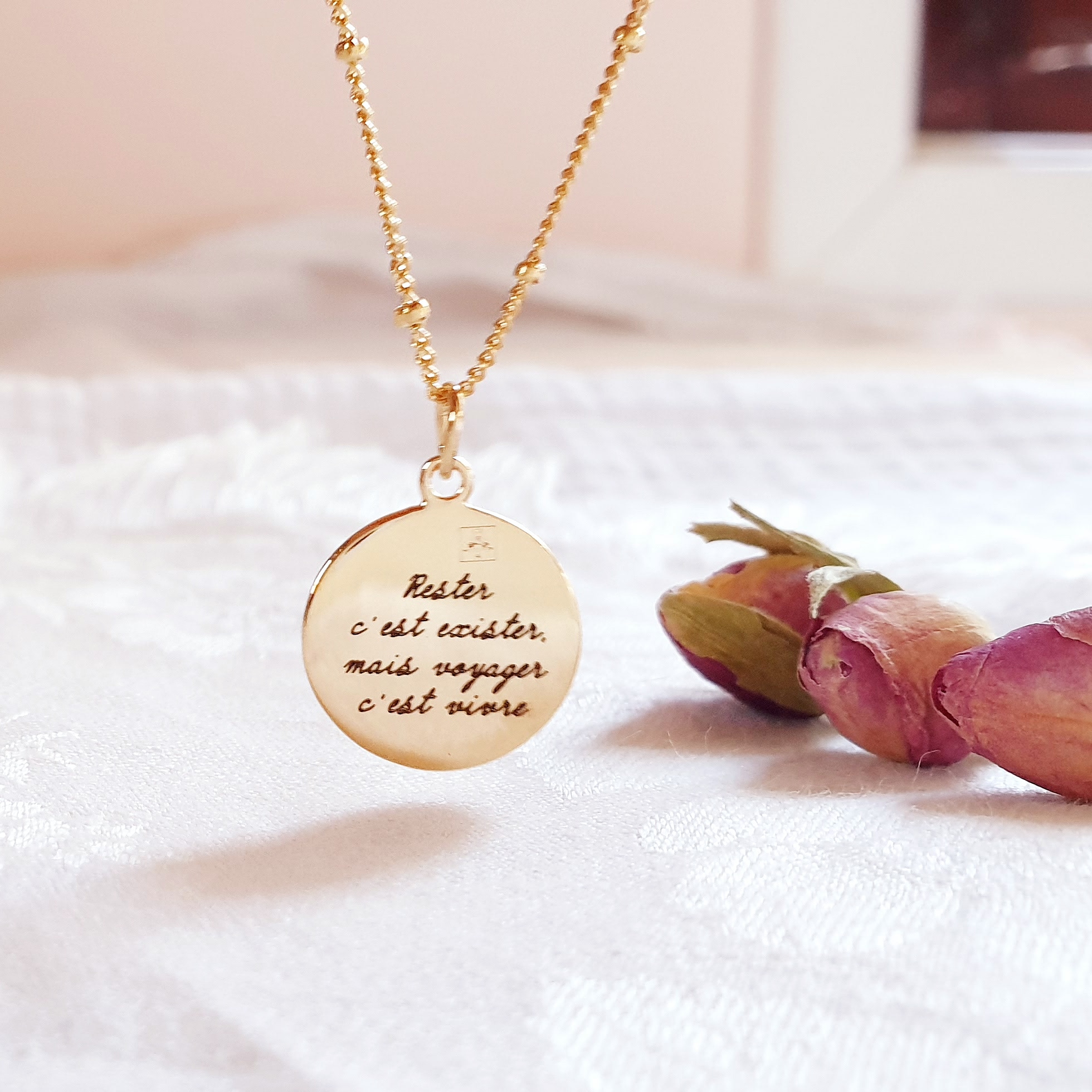 collier message vivre personnalise charmante