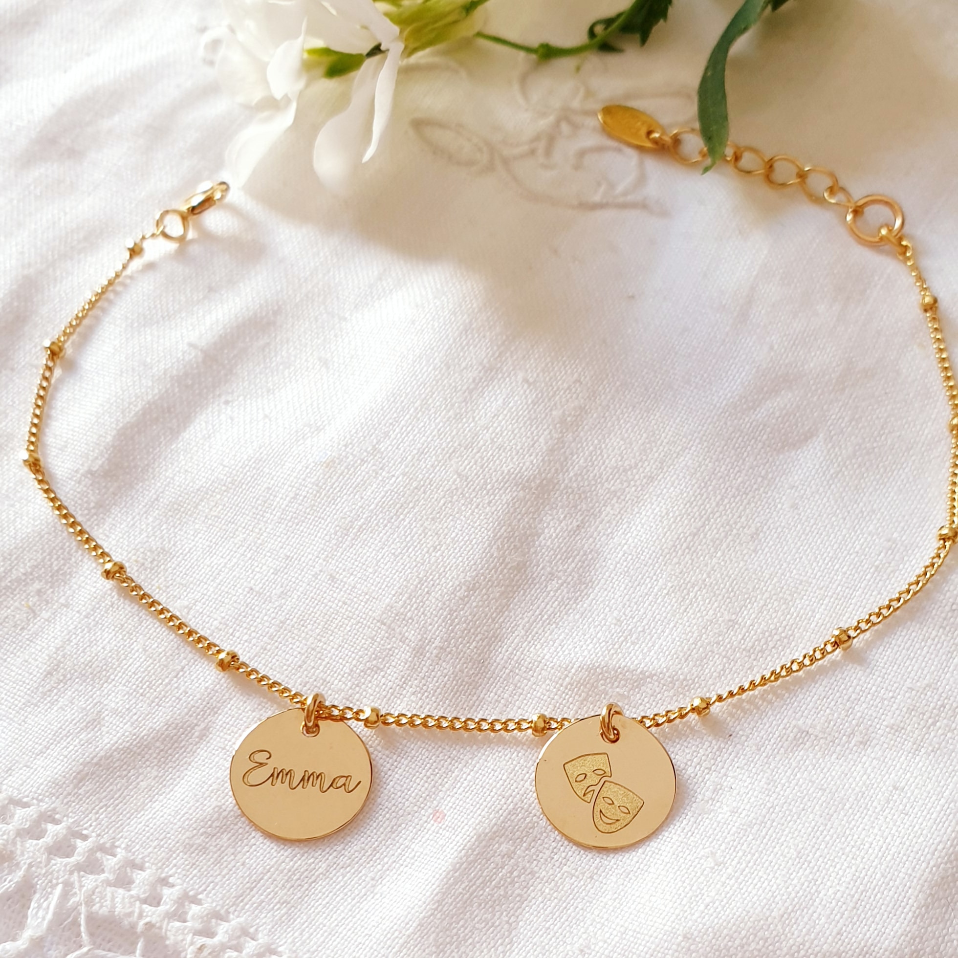 bracelet breloques prenom dessin attachante