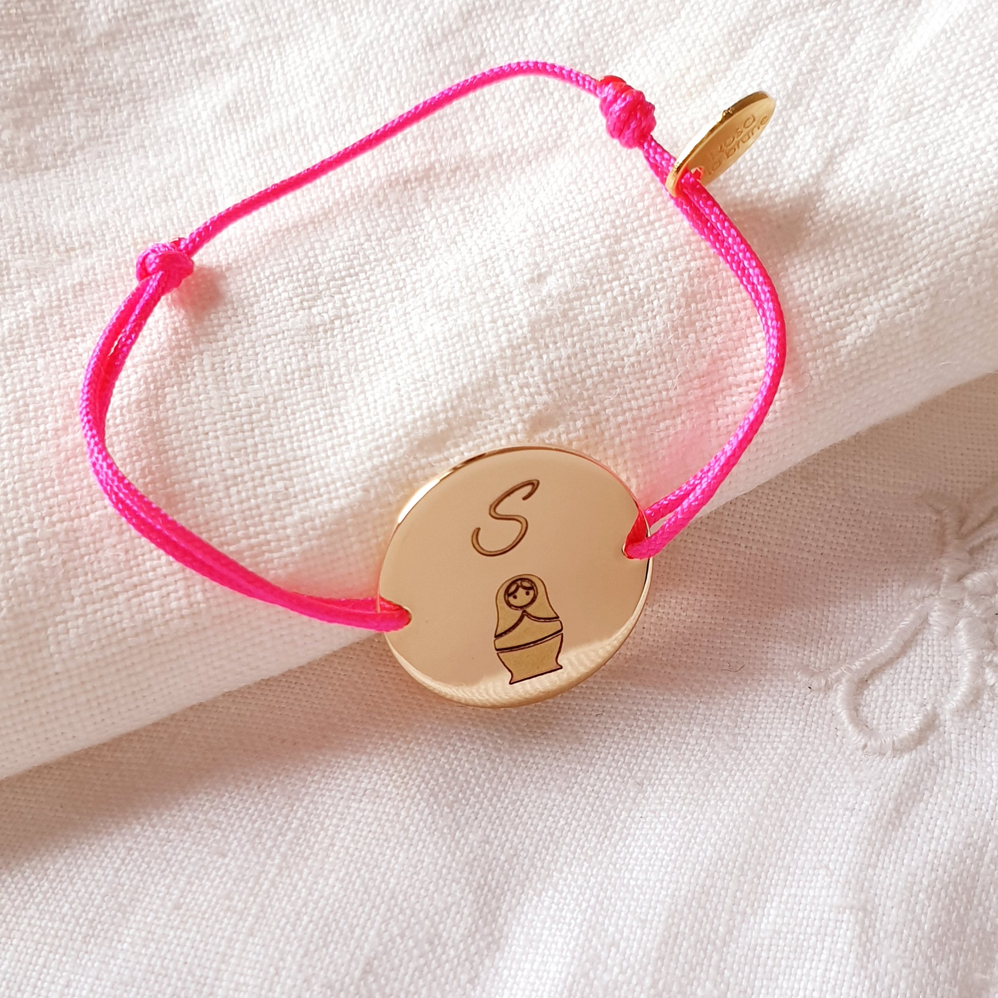 bracelet personnalise fille dessin matriochka adoree