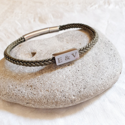 bracelet-homme-personnalise-initiales