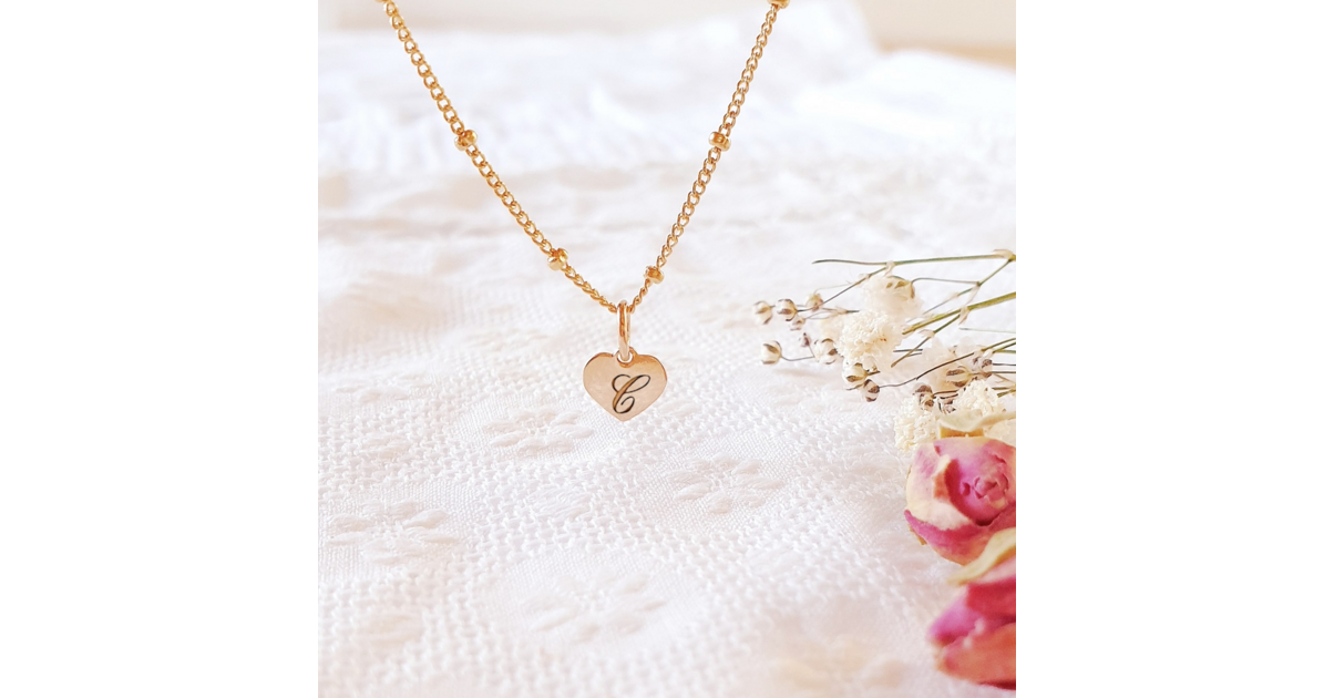 Collier en acier inoxydable avec lettres allemandes