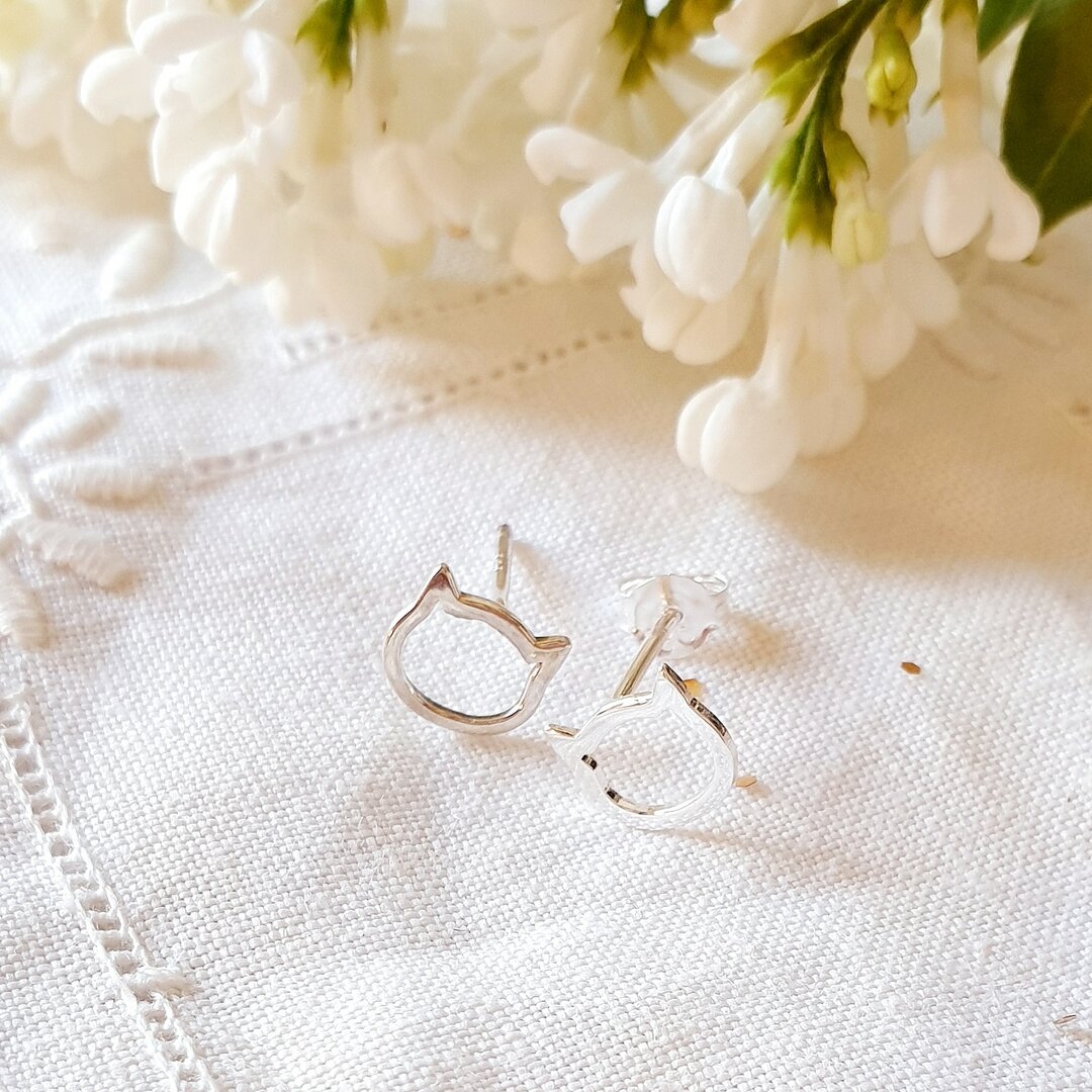 Boucles D'oreilles Pendantes Petit Chat - Rose Et Blanc, Dormeuses En Acier Inoxydable | Neuf Avec étiquettes