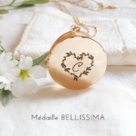medaillon personnalise initiale dans coeur