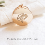 medaillon fleur naissance rose juin