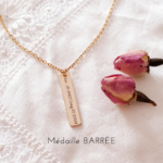 collier medaille gravure points gps plaque