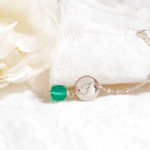 bracelet pierre naissance gravure initiale
