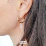 anneau oreille femme pierre cristal de roche