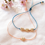 bracelets femme cordon personnalisables petits coeurs graves initiale