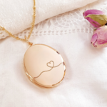 medaillon pendentif grave en or