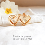 collier grave avec ecriture manuscrite