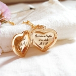 medaillon coeur grave