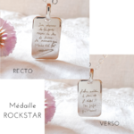 collier gravure mots manuscrits