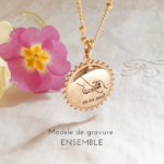 pendentif gravure deux mains