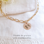 collier gravure empreintes bebe medaillon personnalise