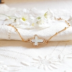 bracelet petite croix