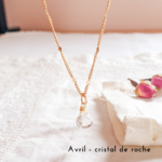 bijou-pierre-naissance-cristal-de-roche-lithotherapie