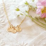 collier-pampilles-femme-personnalisees-initiales