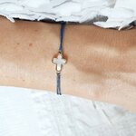 bracelet-croix-pour-femme