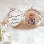 medaillon-photo-personnalise-argent-gravure-fete-maman-bebe