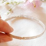 bracelet-jonc-personnalise-martele-maman