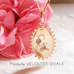 pendentif-personnalise-initiale-fleur
