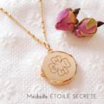 collier personnalise medaillon trefle initiale