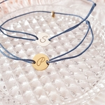 bijoux personnalises bracelet cordon enfants cadeaux religieux