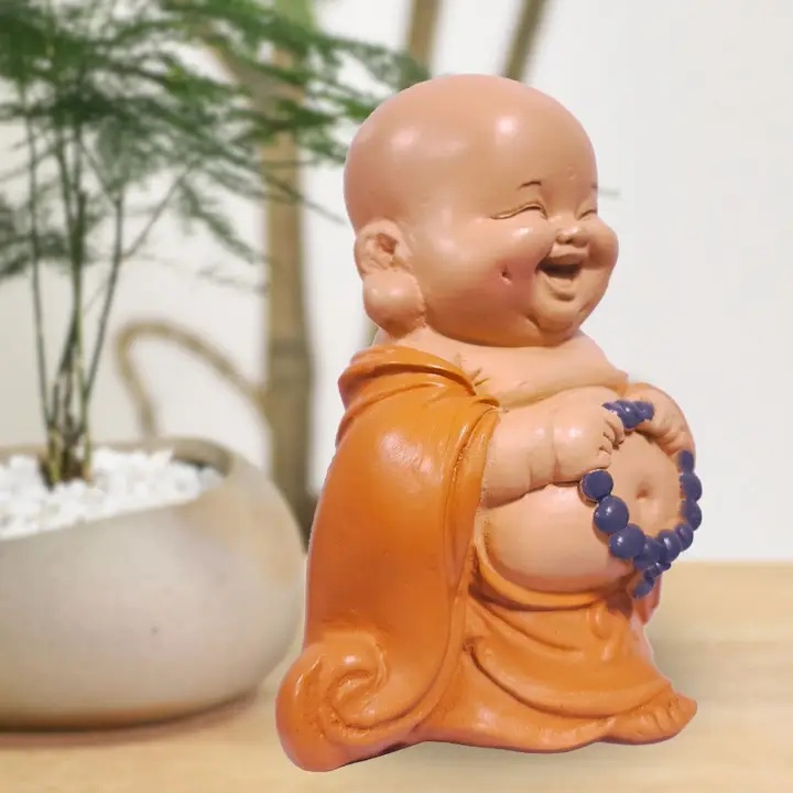 Figurine bouddha rieur collier en couleur 4