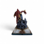 Dragon rouge sur château lumineux - PW240625-10