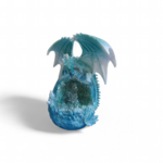Dragon sur pierre bleue et cristaux lumineux - PW240216