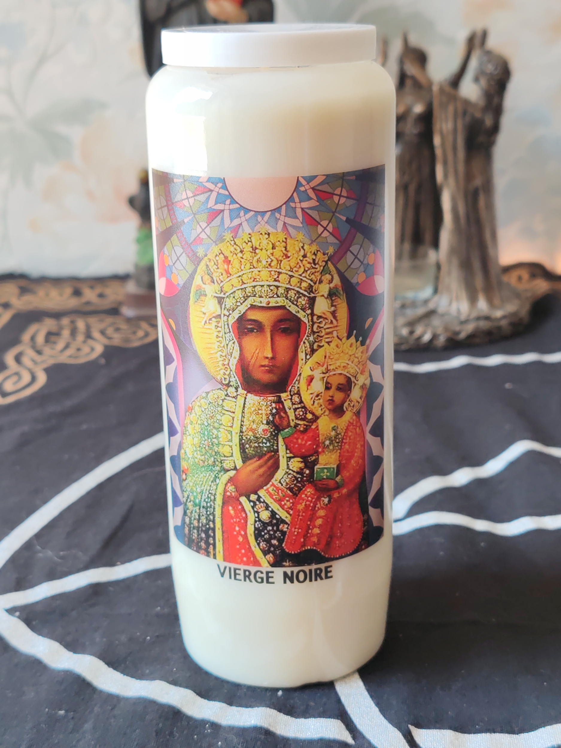 NEUVAINE VIERGE NOIRE