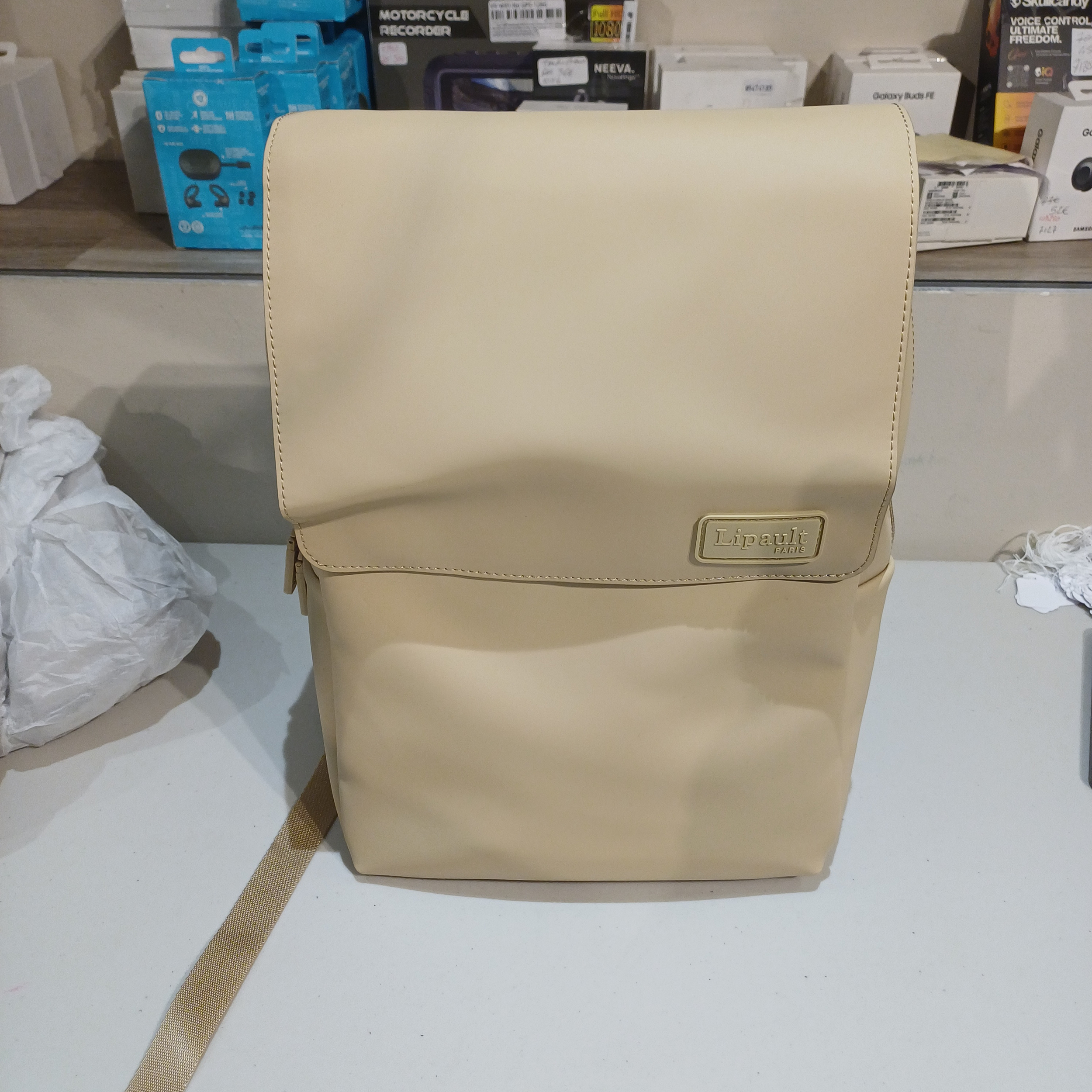 1000171685