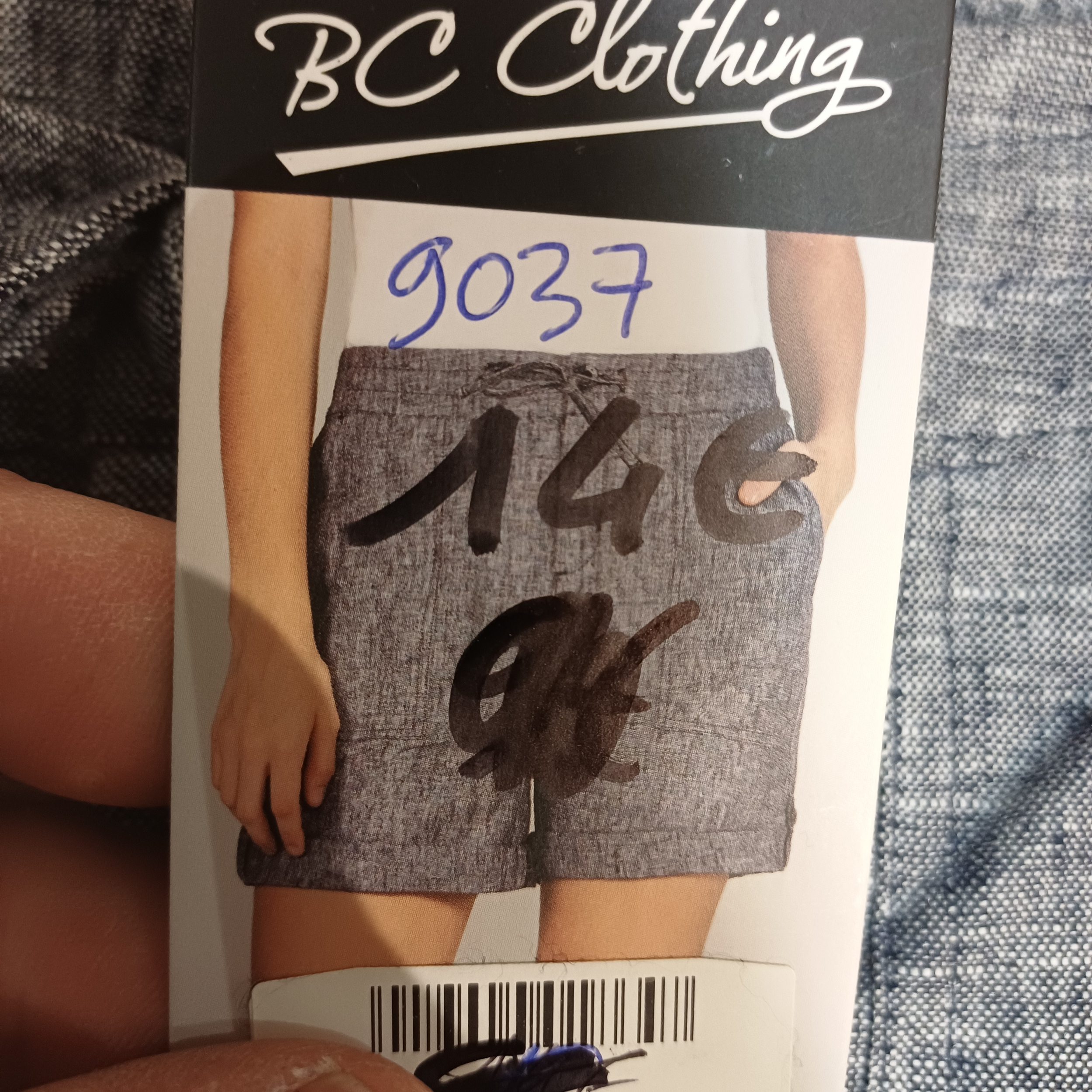 1000185737