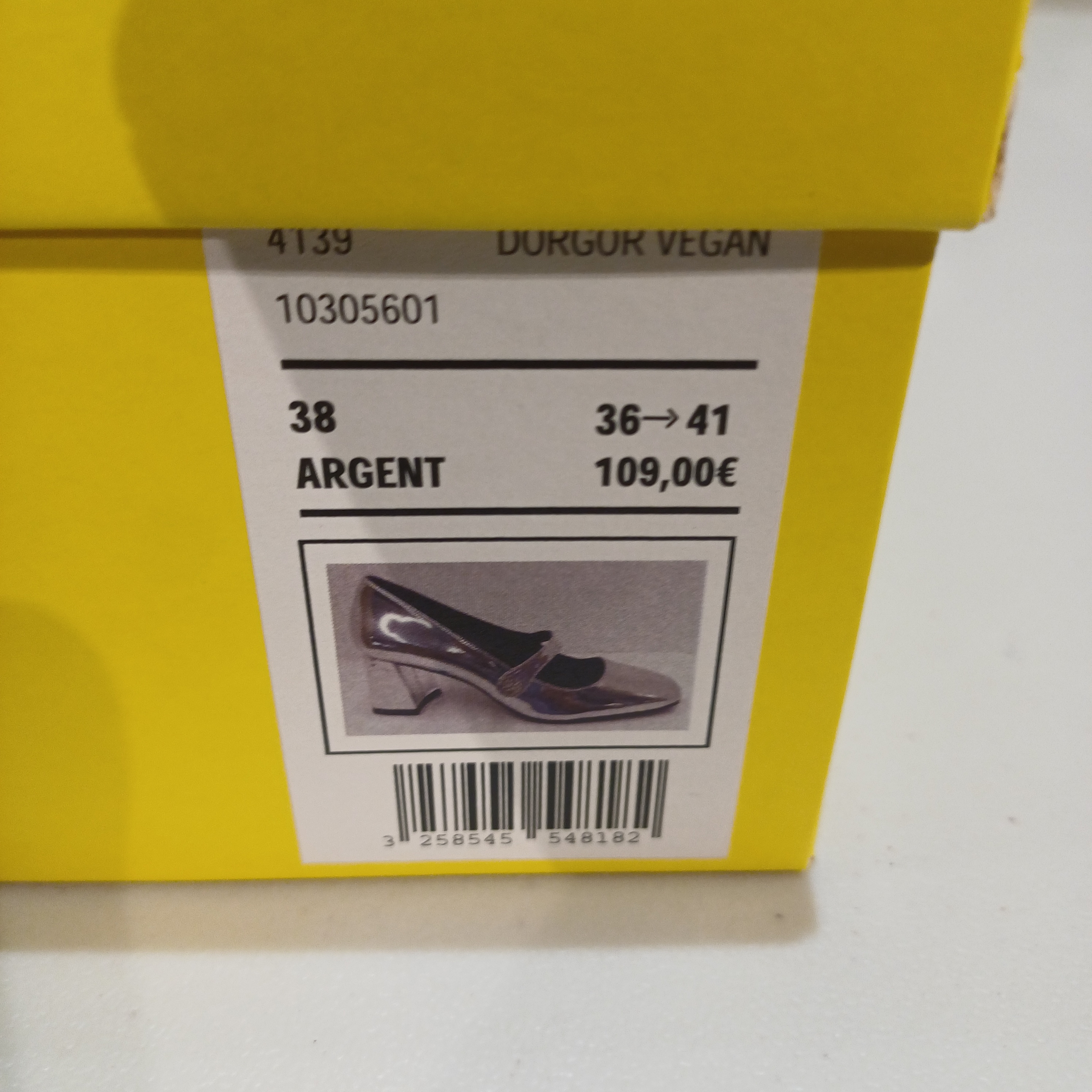 1000160832